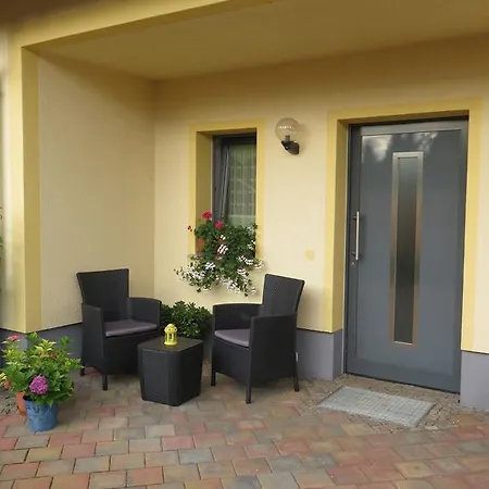 Haus Am Park Apartment Thallwitz Exterior photo