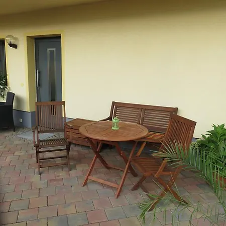Haus Am Park Apartment Thallwitz Exterior photo